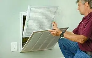 Checking the Air Filter